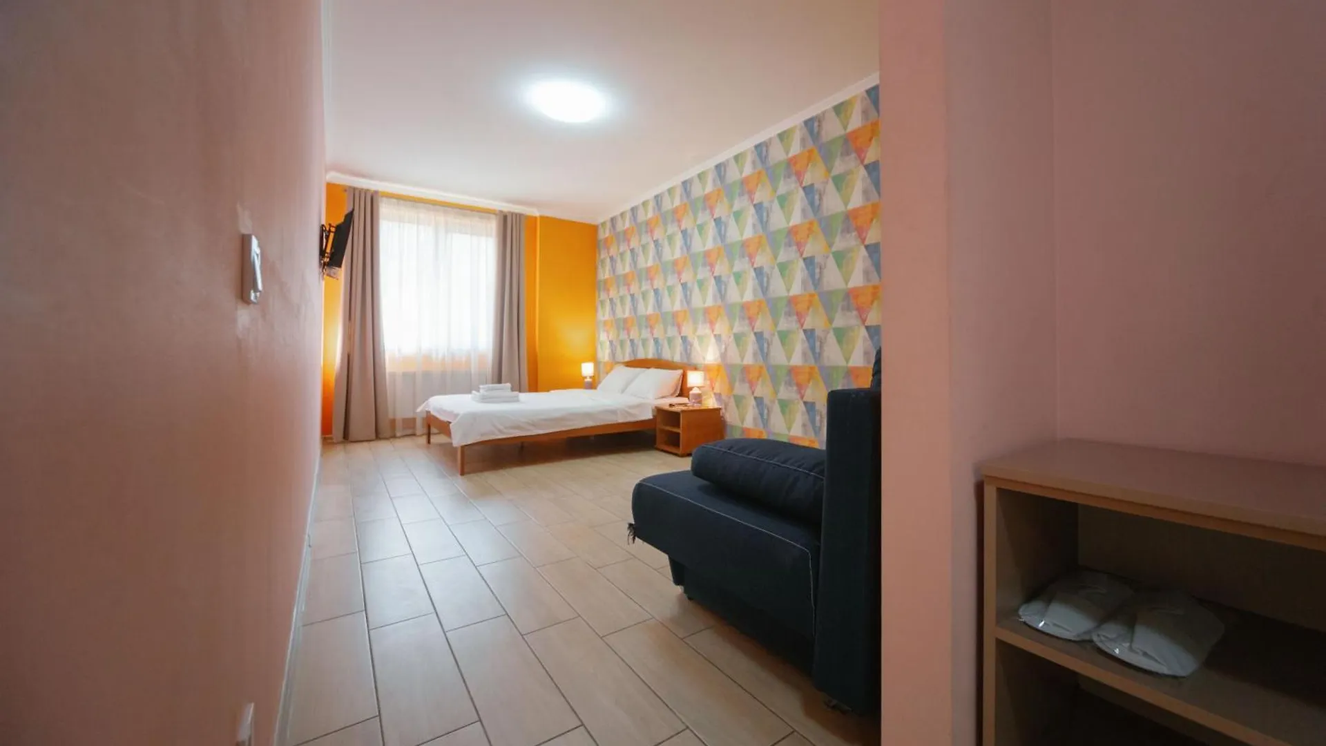 Bonapart Lviv 0*,  Ucrânia